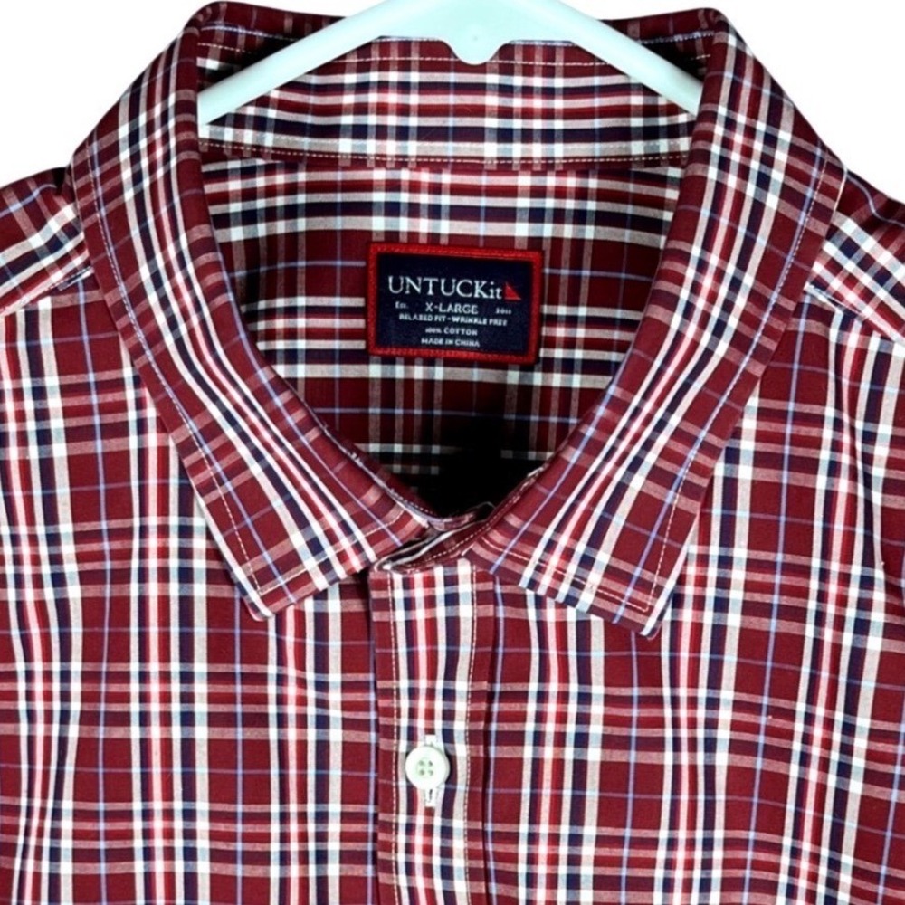 UNTUCKit Button Down Shirt Men XL Red Plaid Relaxed Fit Wrinkle Free Long Sleeve